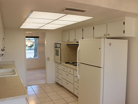 2nd image of 9424 W Brokenstone Dr