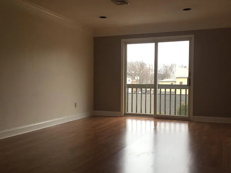 1250 N Broad St #C5 — Photo 14