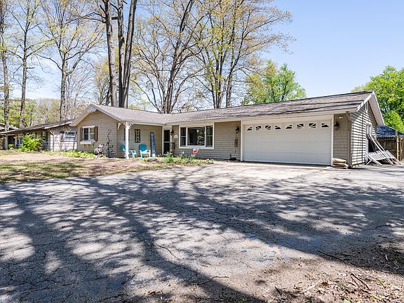 2nd image of 5021 Weatherford Dr