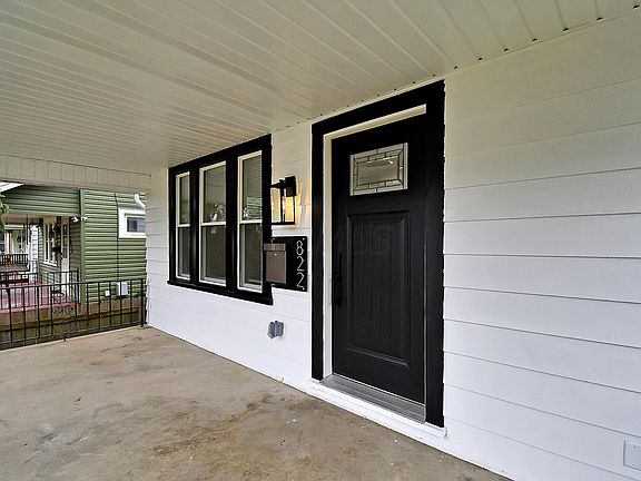 4th image of 822 Stewart Ave