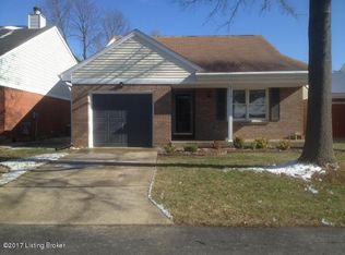 8710 Hickory Ct, Louisville, KY 40242