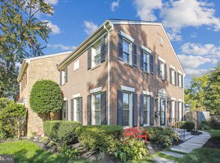 10514 Assembly Dr, Fairfax, VA 22030