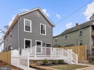 5806 Field Pl NE, Washington, DC 20019