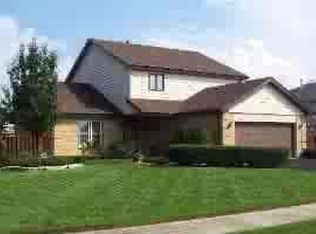 9100 Helen Ln, Orland Park, IL 60462