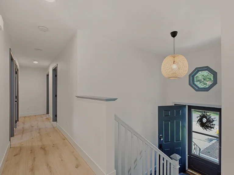 18 Waterman St — Photo 15