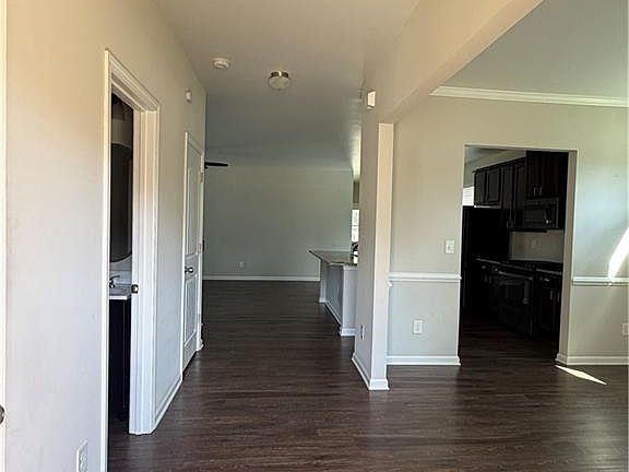 2nd image of 428 Blue Sky Cir