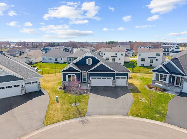 10712 28th Ct NE, Saint Michael, MN 55376