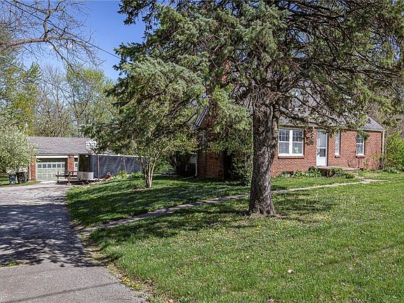 4th image of 4203 S Crysler Ave