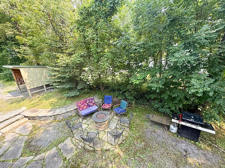 207 Kelvin Pl — Photo 19