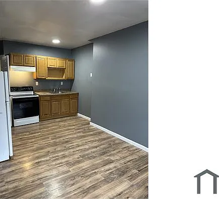 3 bed, 876 sqft, $1,295 — Photo 2