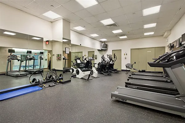 Rented by Douglas Elliman | media 17