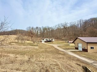 27325 Munz Drive, Lone Rock, WI 53556