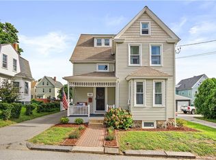 13 Avery Ct, New London, CT 06320