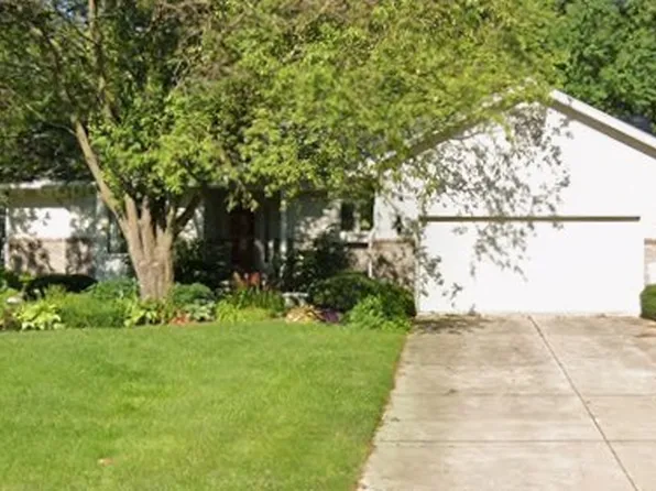 1020 7th St, West Des Moines, IA 50265