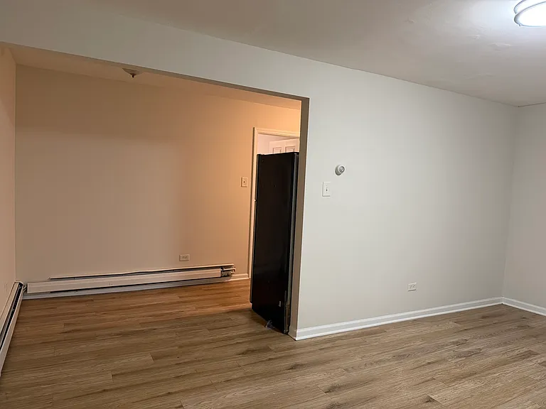 5331 S Kilbourn Ave #1 — Photo 6