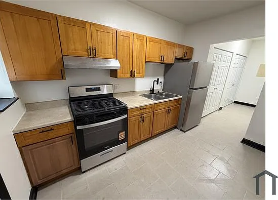 2 bed, $1,860 — Photo 4