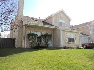 4433 Sheffield Ct, Gurnee, IL 60031