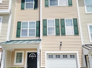 8827 Thornton Town Pl, Raleigh, NC 27616