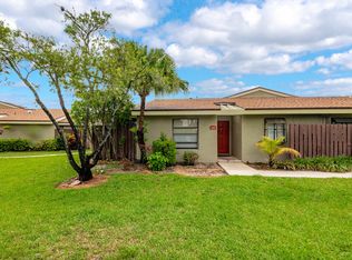 161 Meadows Dr #161, Boynton Beach, FL 33436