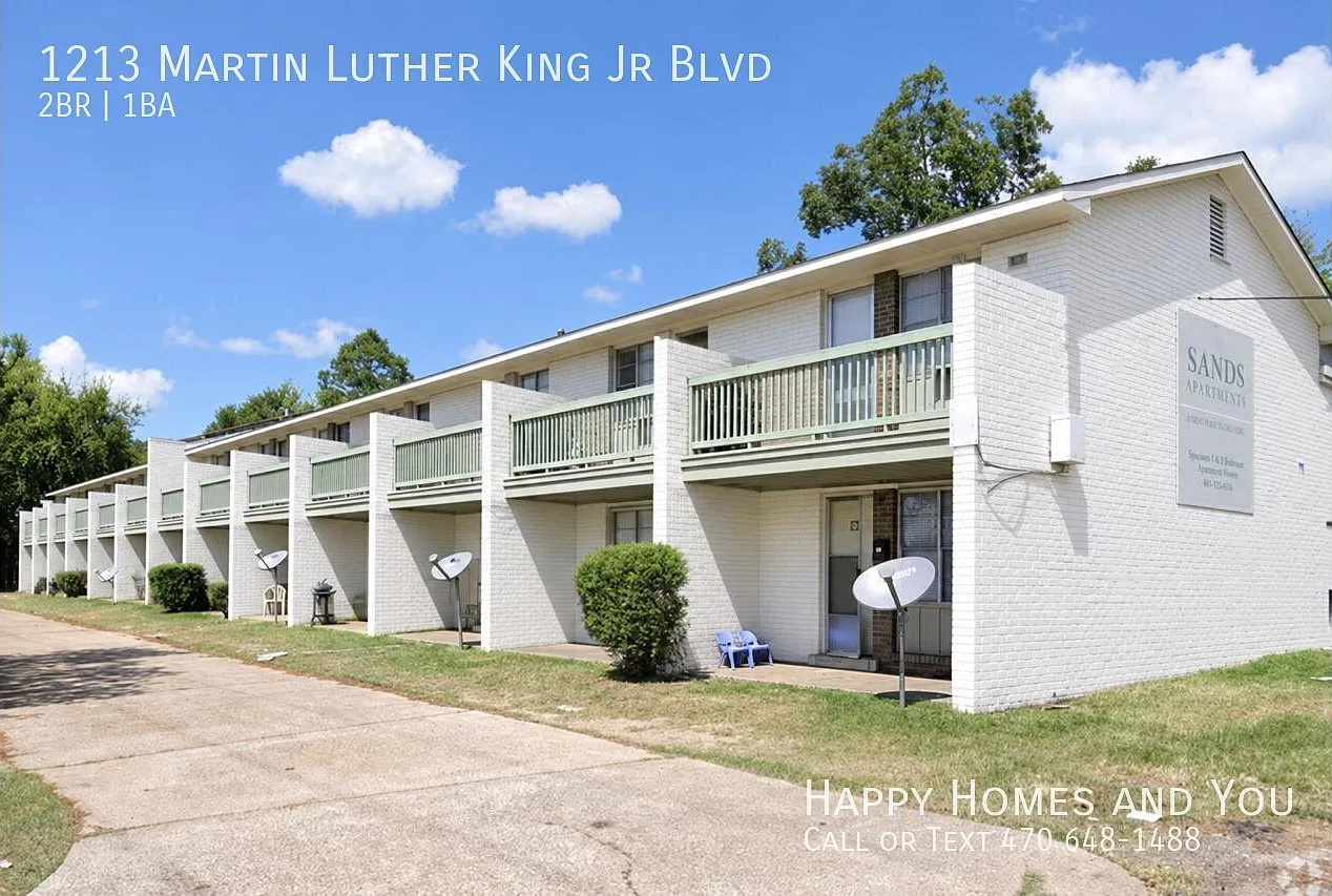 1213 Martin Luther King Jr Blvd — Photo 1