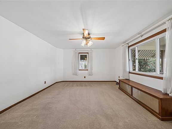 5th image of 145 W Campbell St