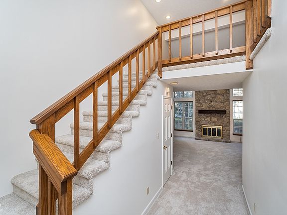 4th image of 4715 Stansbury Ln