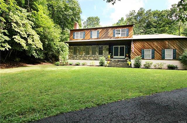 1st image of 54 Chester Ct