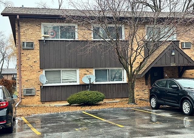 1st image of 2208 Arbor Cir #1
