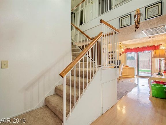 4th image of 4774 Knollwood Dr