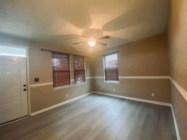 1517 King St, Portsmouth, VA 23704