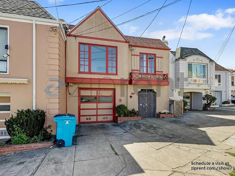 156 Ledyard St #D — Photo 2