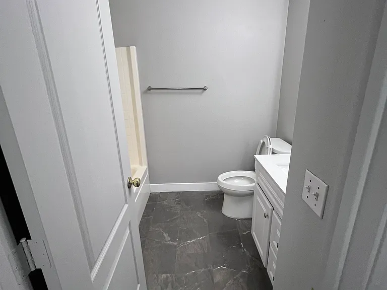W Crocus Dr — Photo 4