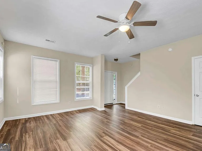 4840 Hairston Park Sq — Photo 4