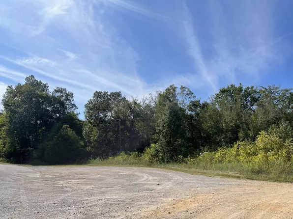 6564 Highway 100 W, Pleasantville, TN 37033