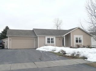 66 Markie Dr E, Gates, NY 14606