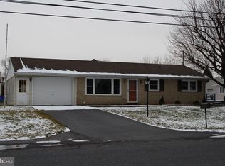 2560 Locust Rd, Dover, PA 17315