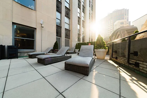 Rented by Oxford Property Group | media 17