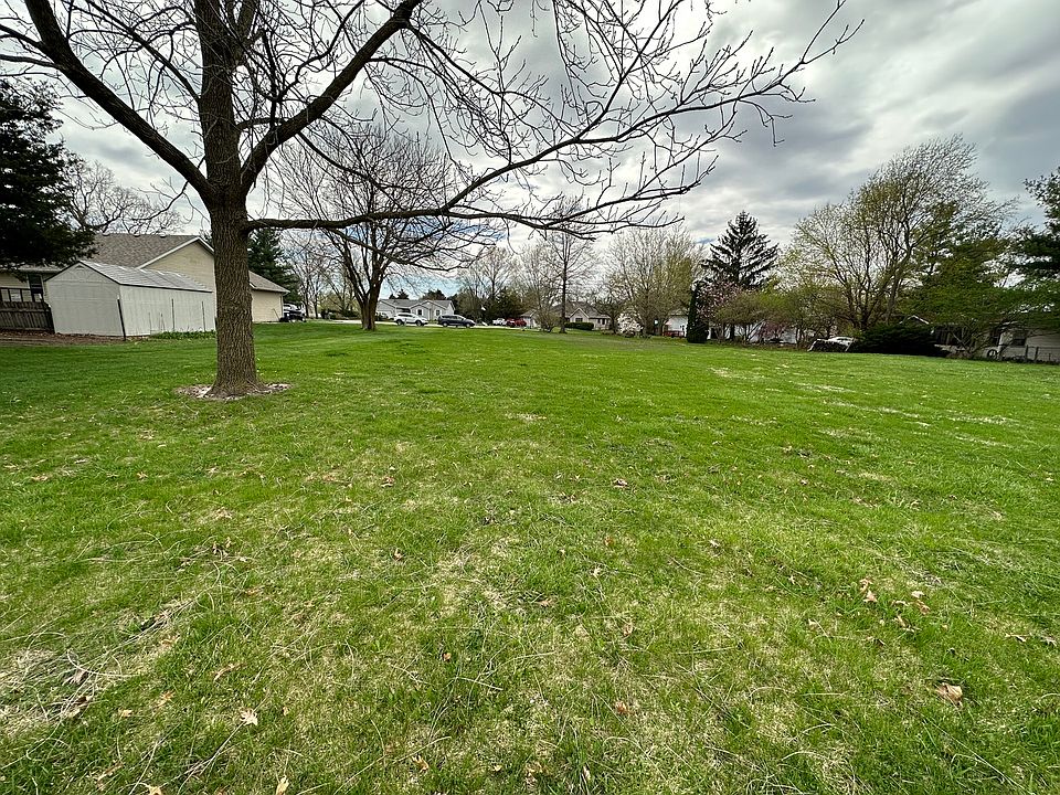 2nd image of 3916 E 2589th Rd