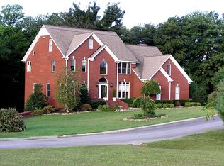 156 Whites Point Dr, Cookeville, TN 38506