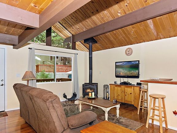 3rd image of 31653 Panorama Dr