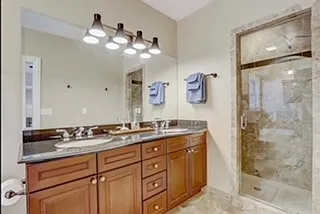 653 W Belmont Ave #1 — Photo 10