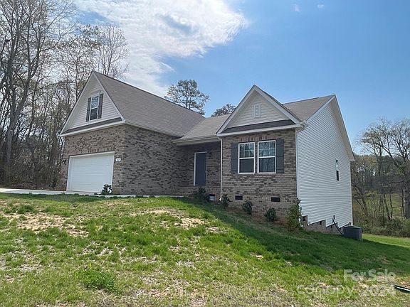 3rd image of 162 Lippard Springs Cir