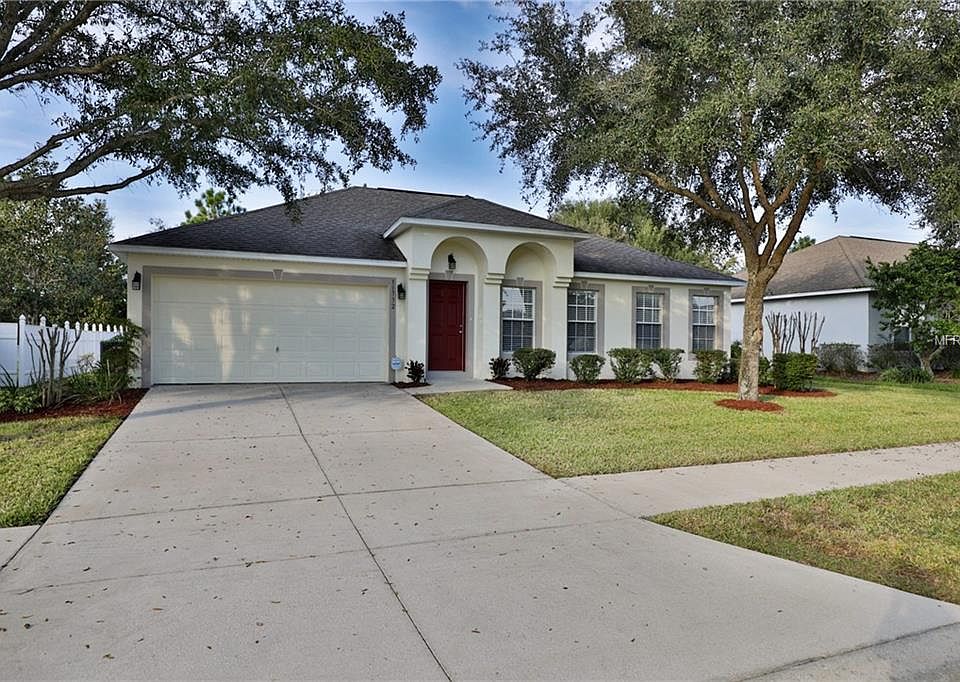 1st image of 31732 Parkdale Dr