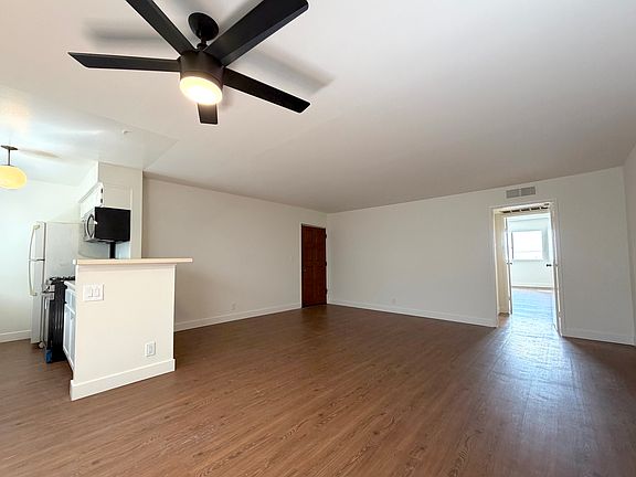 4th image of 12035 Guerin St APT 9