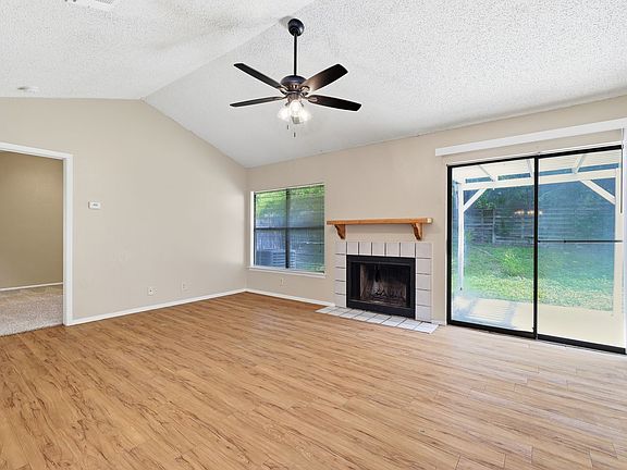 3rd image of 3932 Heritage Hill Dr