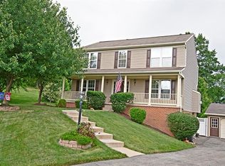 404 Kara Ct, Gibsonia, PA