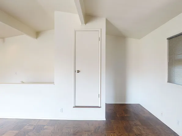 Broadmoor Manor (112), 3232 E Madison St #3242, Seattle, WA 98112
