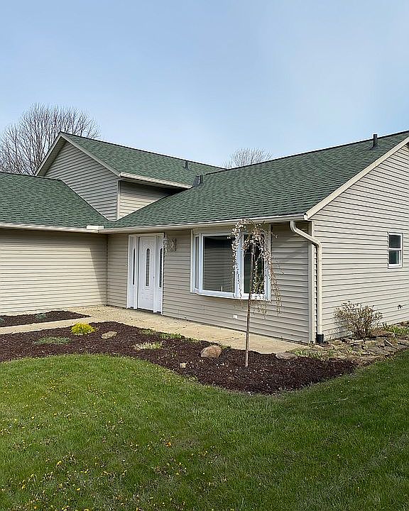1st image of 1728 Narragansett Blvd