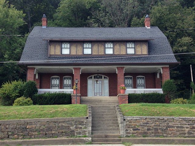 1st image of 3781 Gallia St