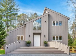 17 Rose Hill Rd, East Hampton, NY 11937